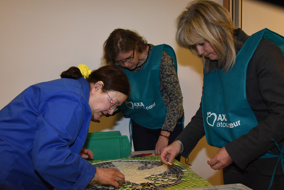 journee-team-building-avec-le-personnes-handicapees-de-larche-et-les-collaborateurs-daxa